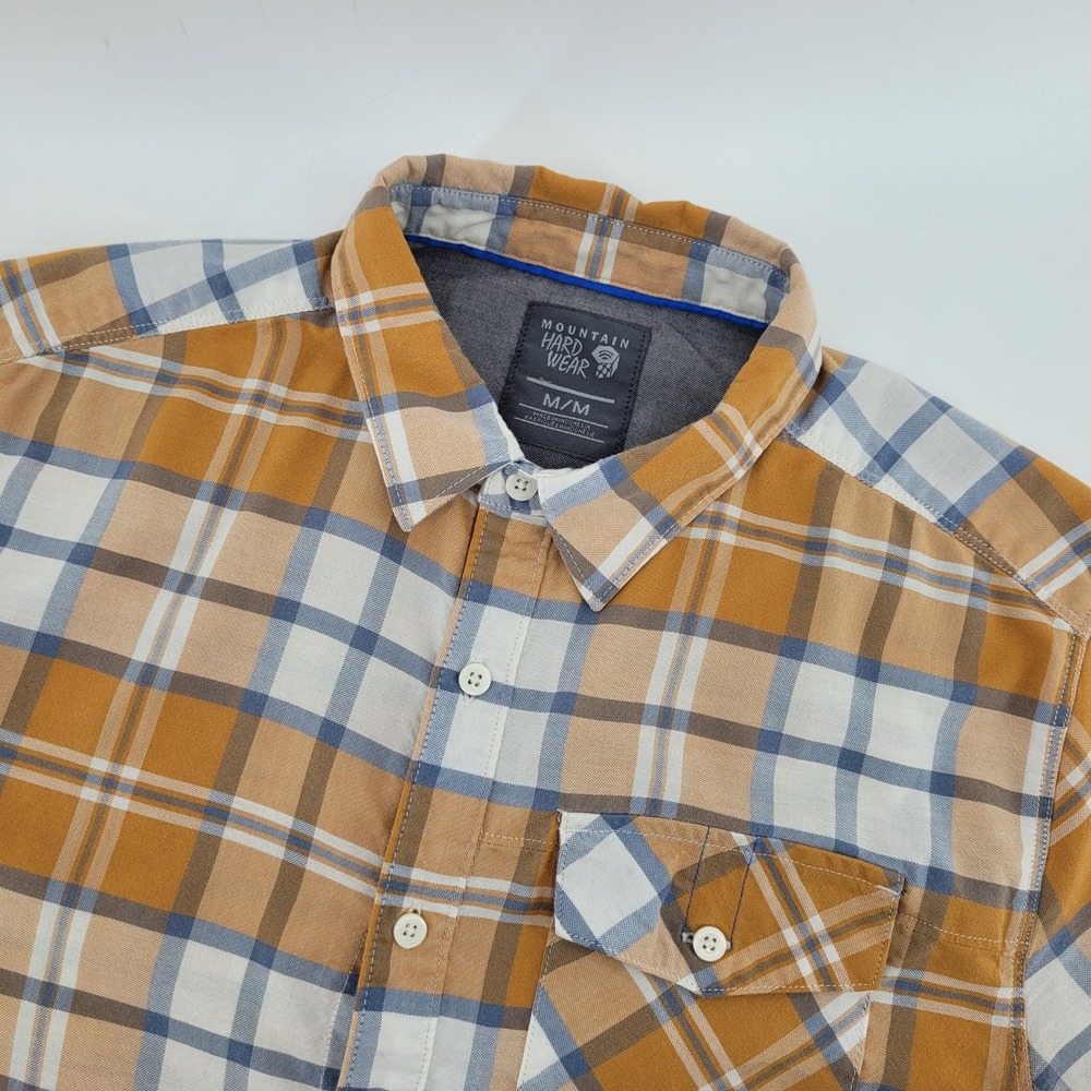 Mountain Hardwear Plaid Button Up Shirt Medium Tan Blue Short Sleeve Outdoor